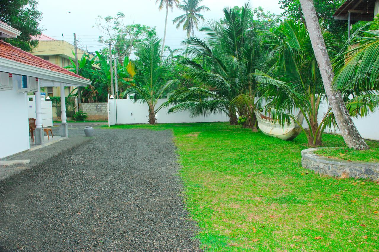 Villa Palm Breeze Polhena Εξωτερικό φωτογραφία